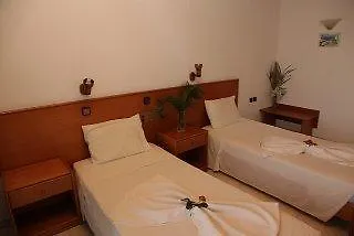Celadi Vista 3*